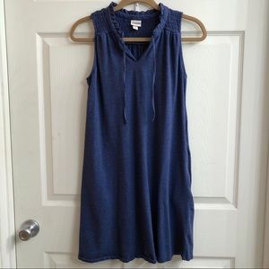 Blue dress with pockets!